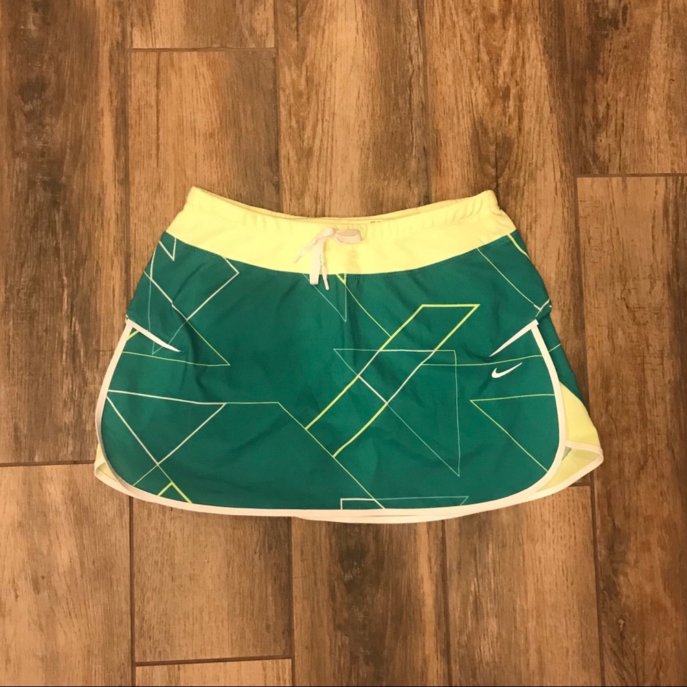 Nike NEVER WORN running skort